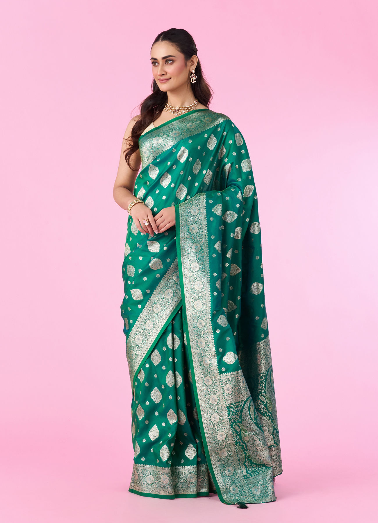 Mohey Women Radiant Rama Green Saree