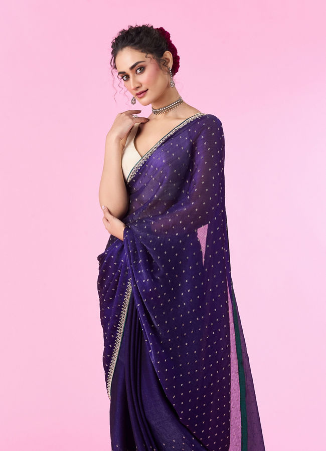 Mohey Women Dazzling Purple Organza Saree
