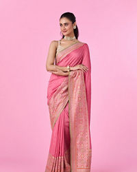 Mohey Women Elegant Pink Saree