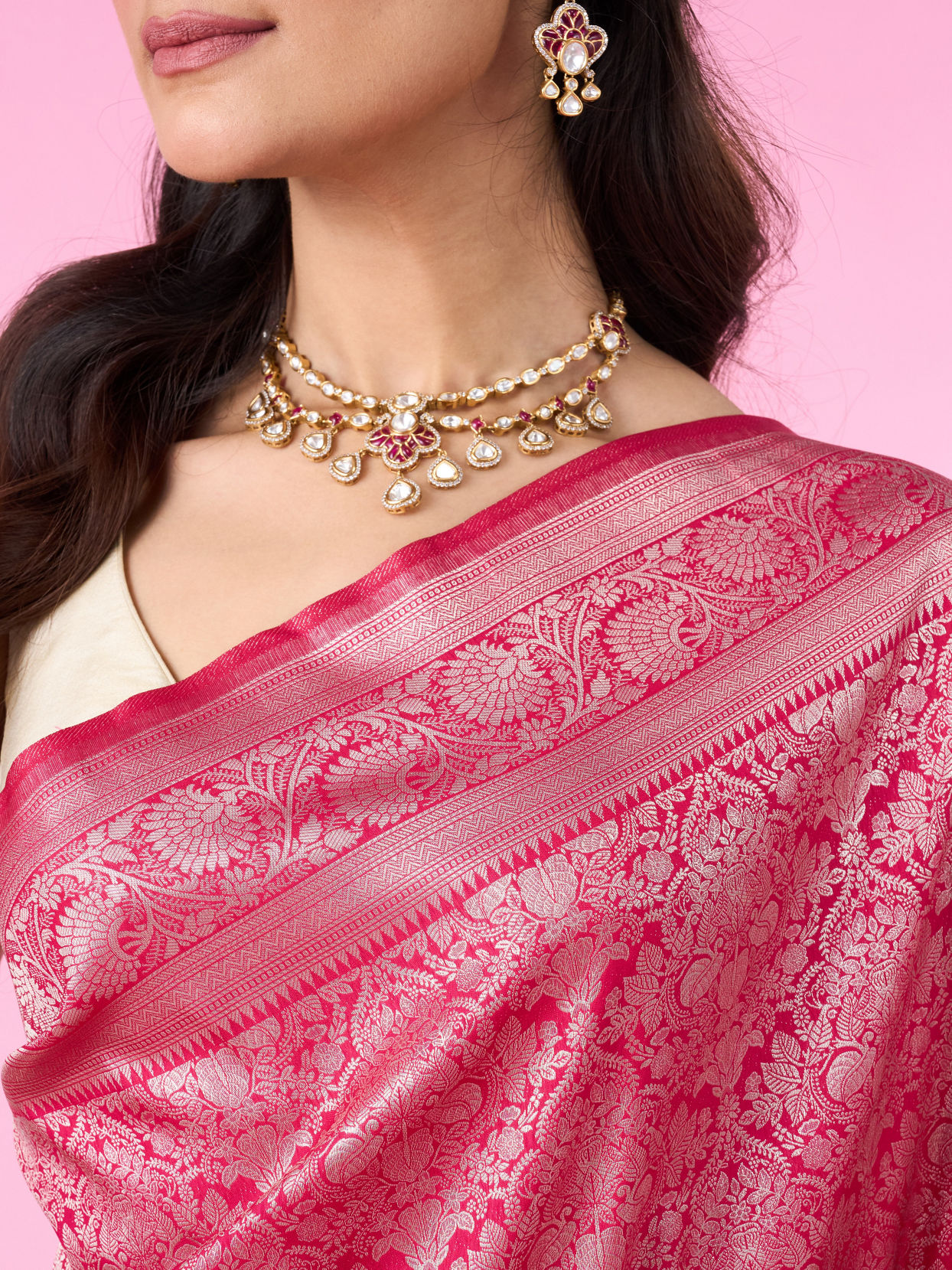Mohey Women Ravishing Rani Banarasi Saree