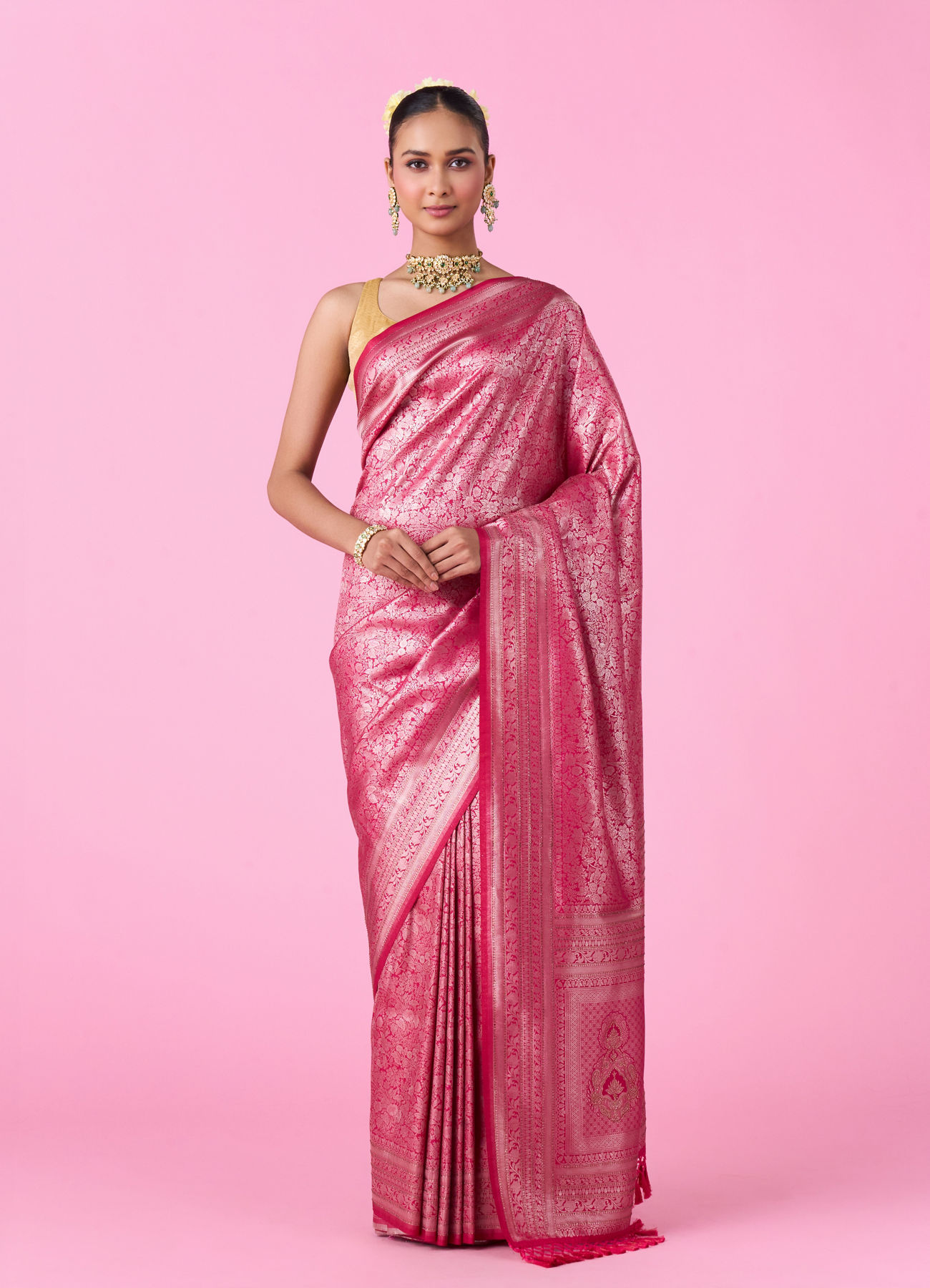 Mohey Women Dazzling Festive Pink Banarasi Saree