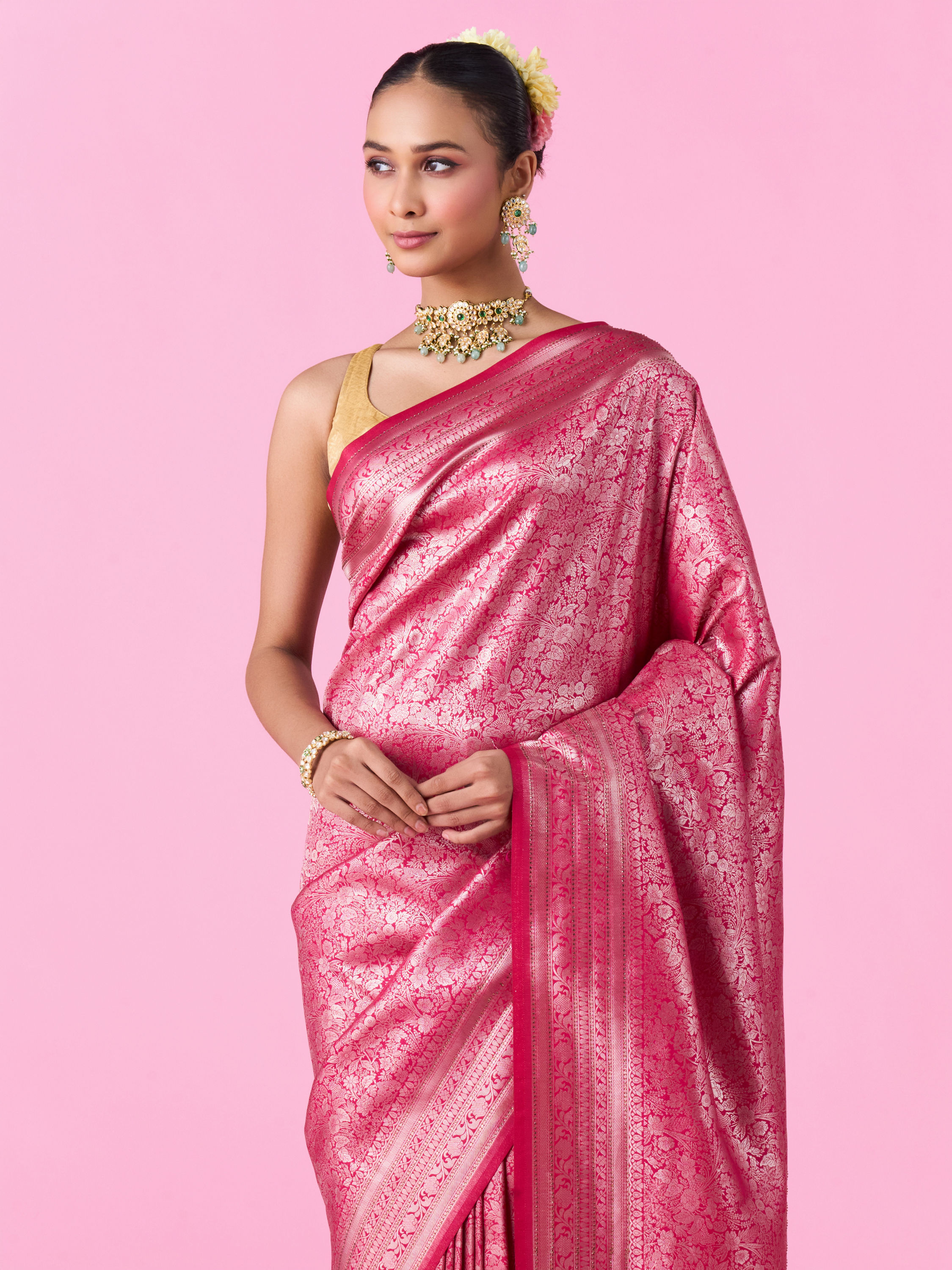 Mohey Women Dazzling Festive Pink Banarasi Saree