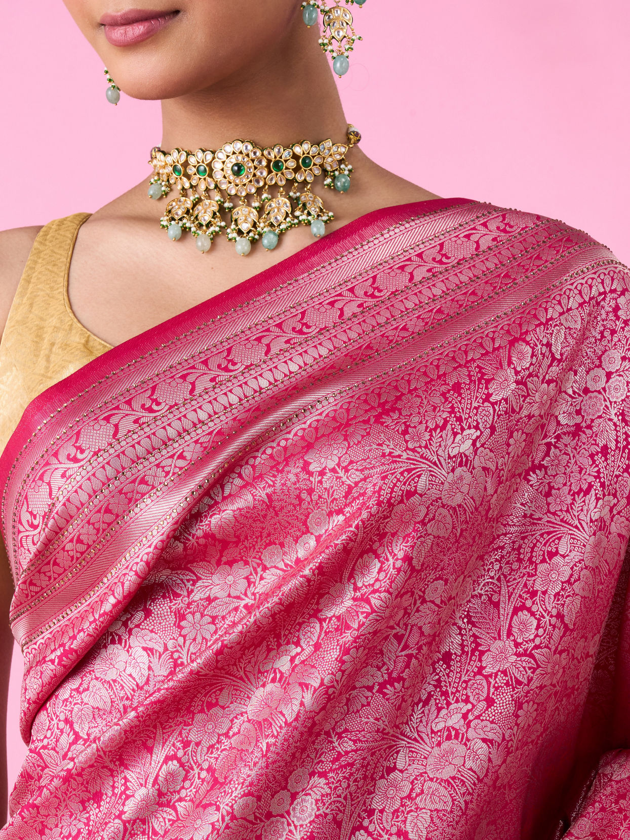 Mohey Women Dazzling Festive Pink Banarasi Saree