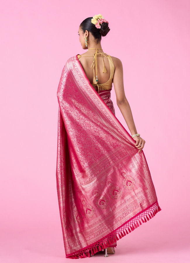Mohey Women Dazzling Festive Pink Banarasi Saree