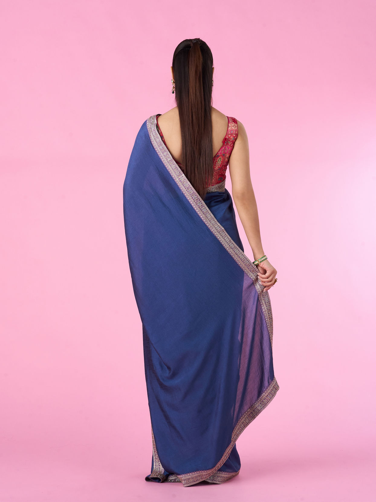 Mohey Women Aqua Brilliance Art Silk Saree