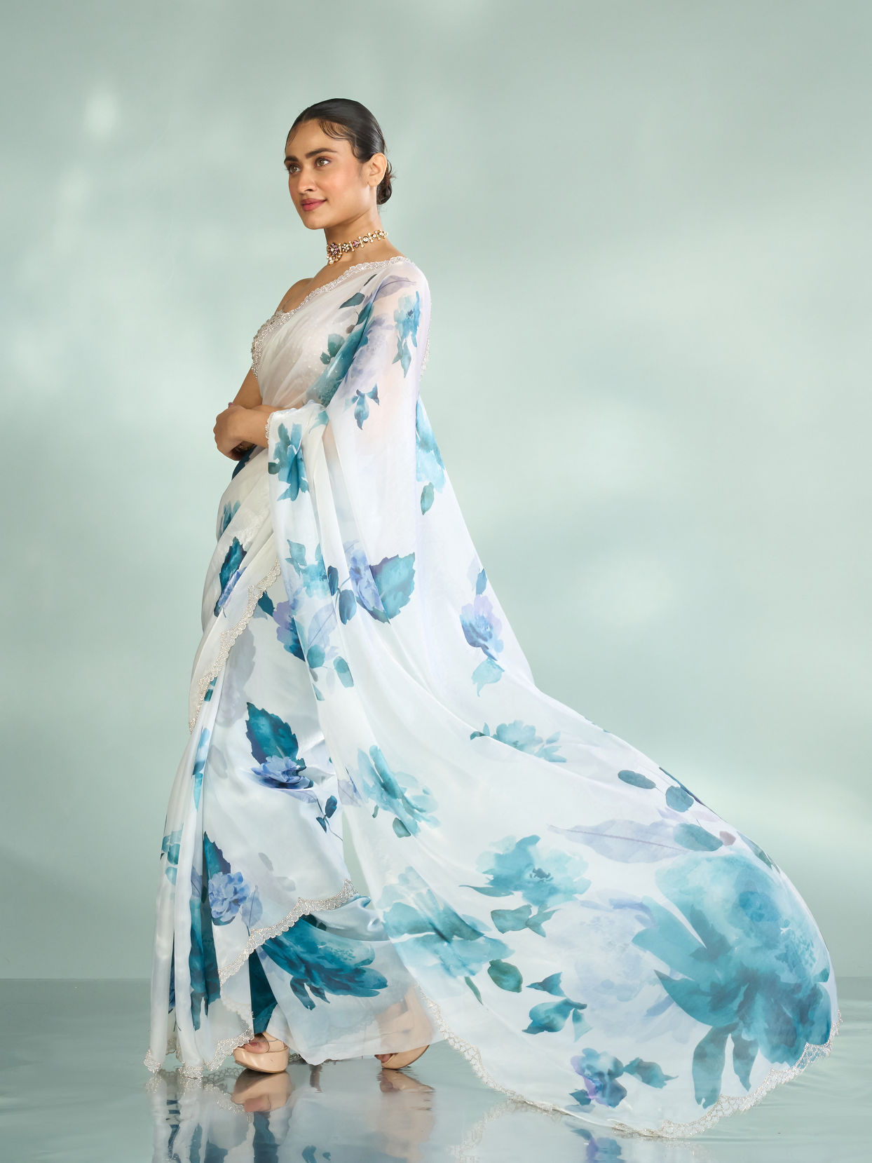 Mohey Women Enchanting Azure Organza Saree