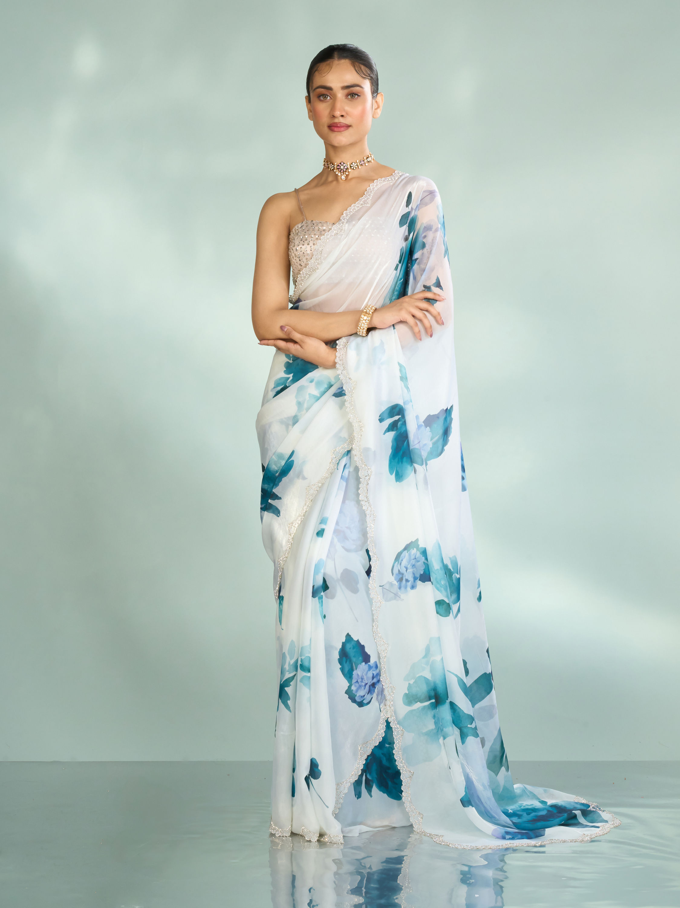Mohey Women Enchanting Azure Organza Saree