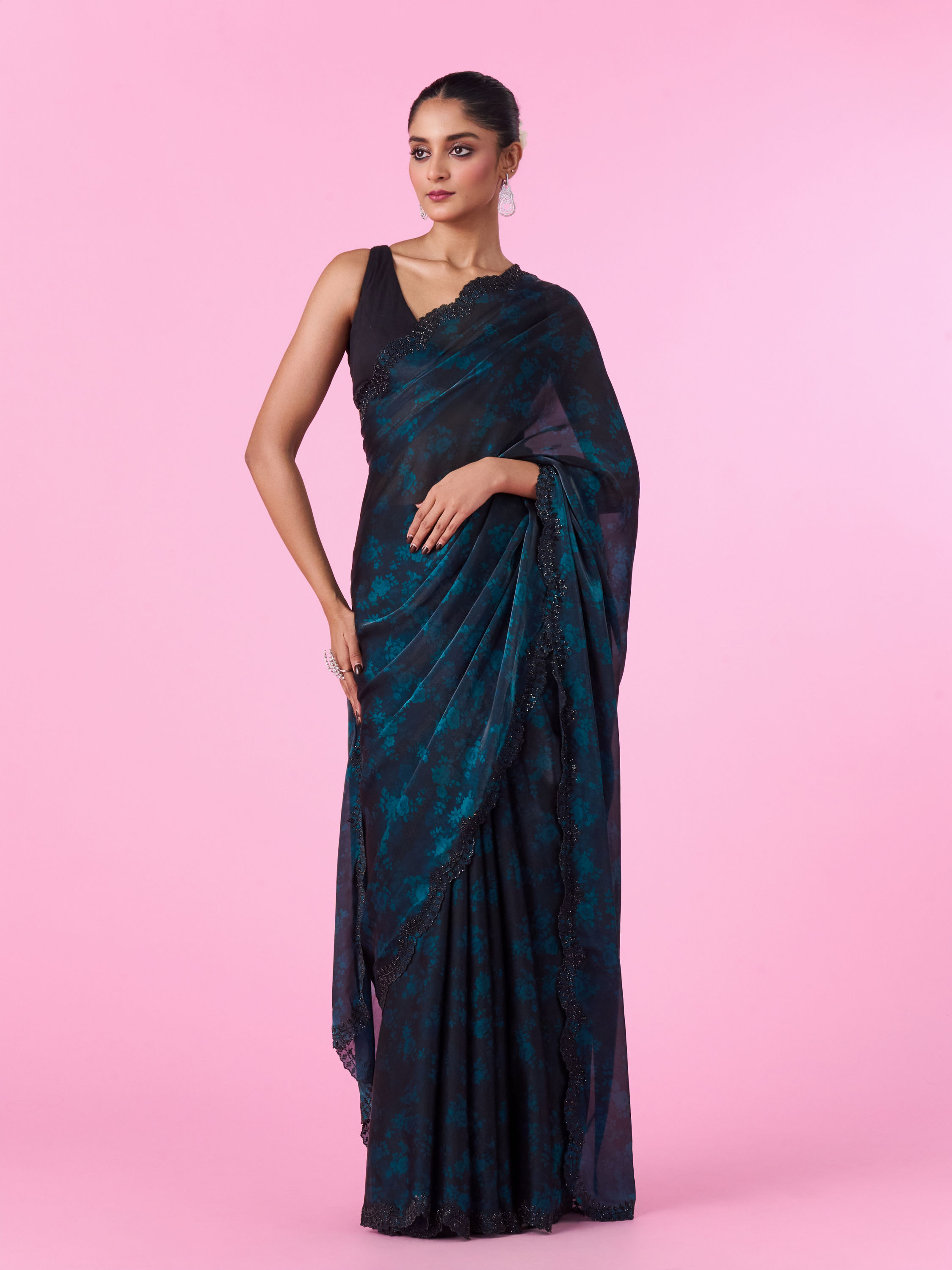 Mohey Women Elegant Blue Organza Saree