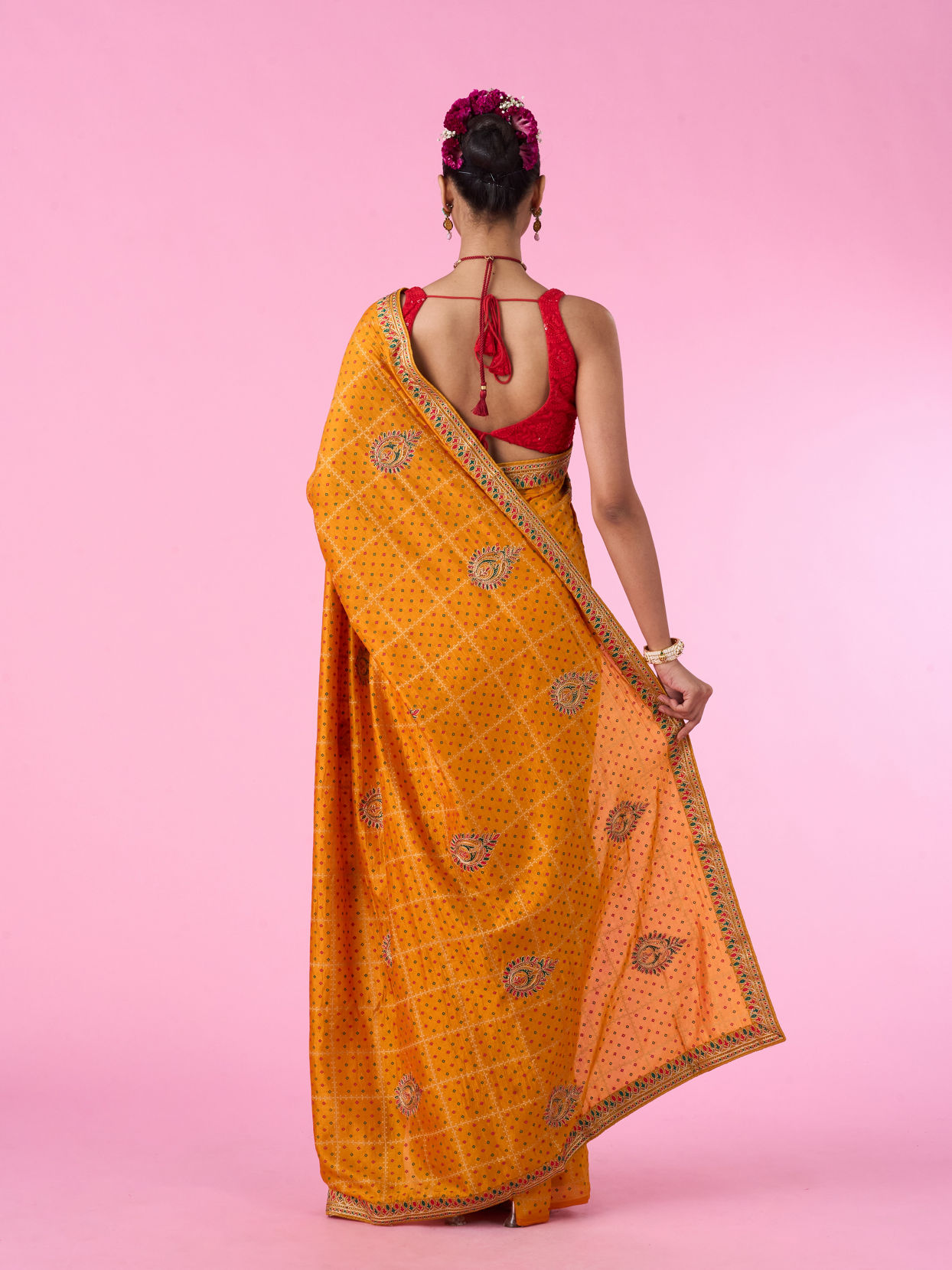 Mohey Women Mustard Yellow Exuberance Saree