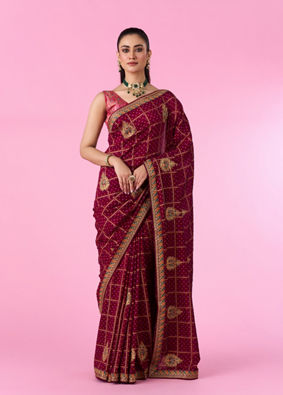 Mohey Women Enchanting Wine Saree