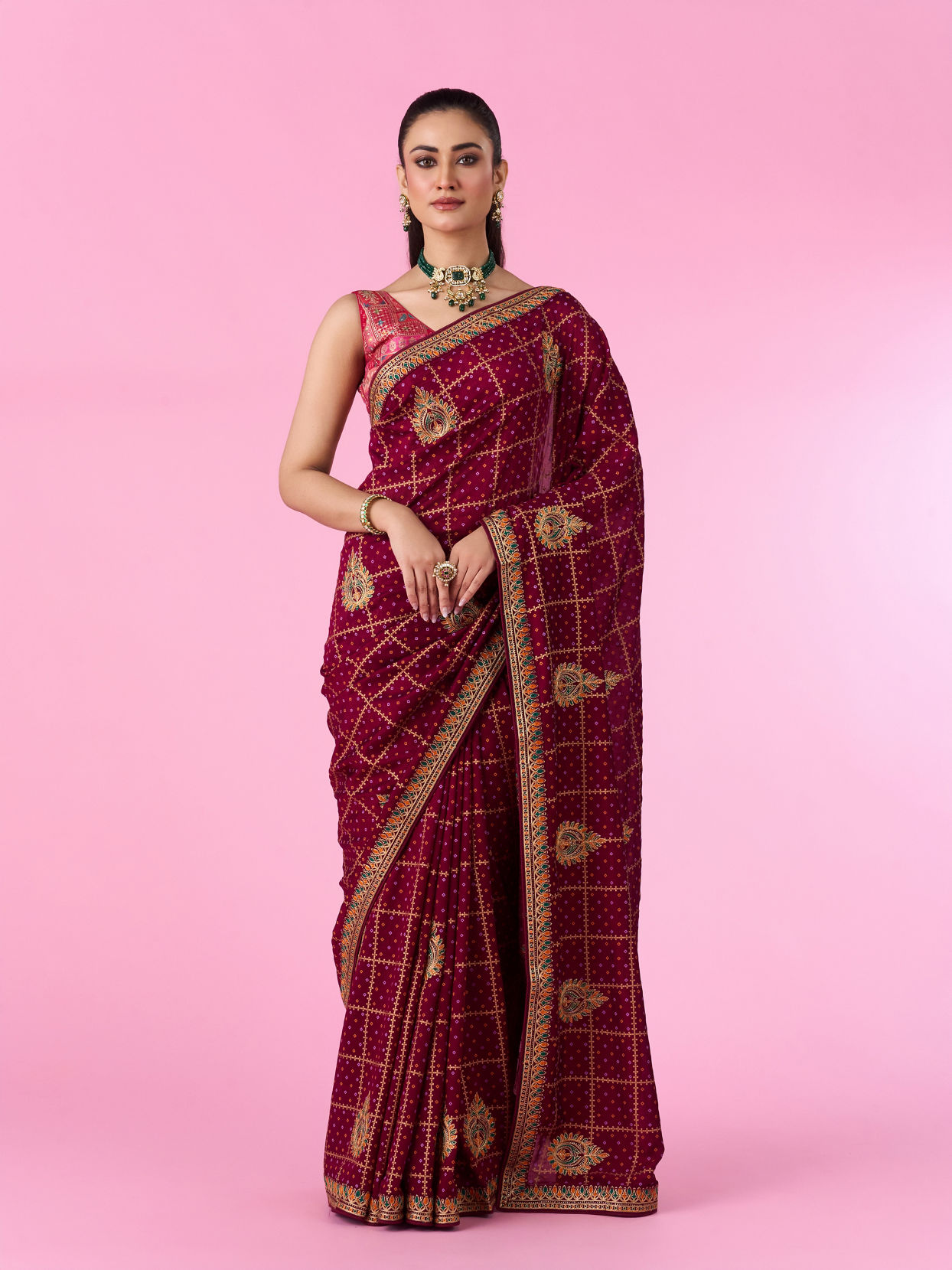 Mohey Women Enchanting Wine Saree