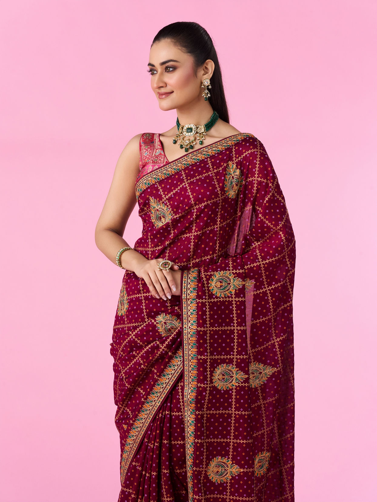 Mohey Women Enchanting Wine Saree