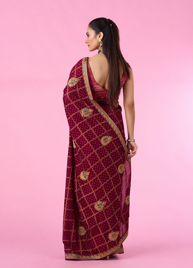 Mohey Women Enchanting Wine Saree