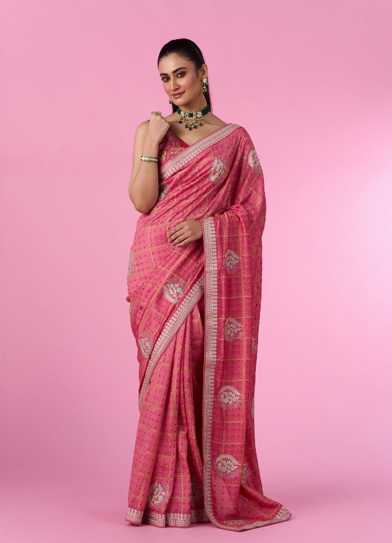 Mohey Women Enchanting Pink Radiance Saree
