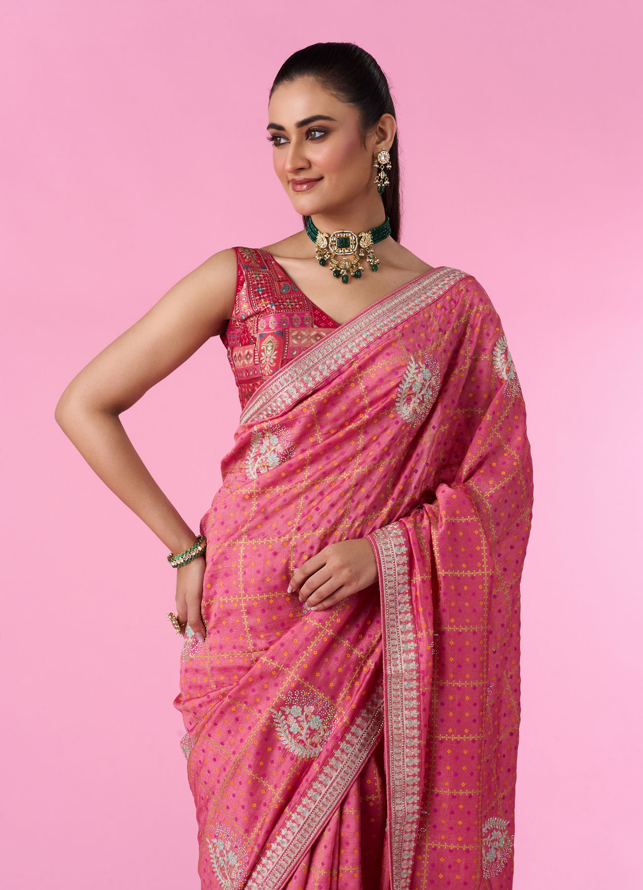 Mohey Women Enchanting Pink Radiance Saree