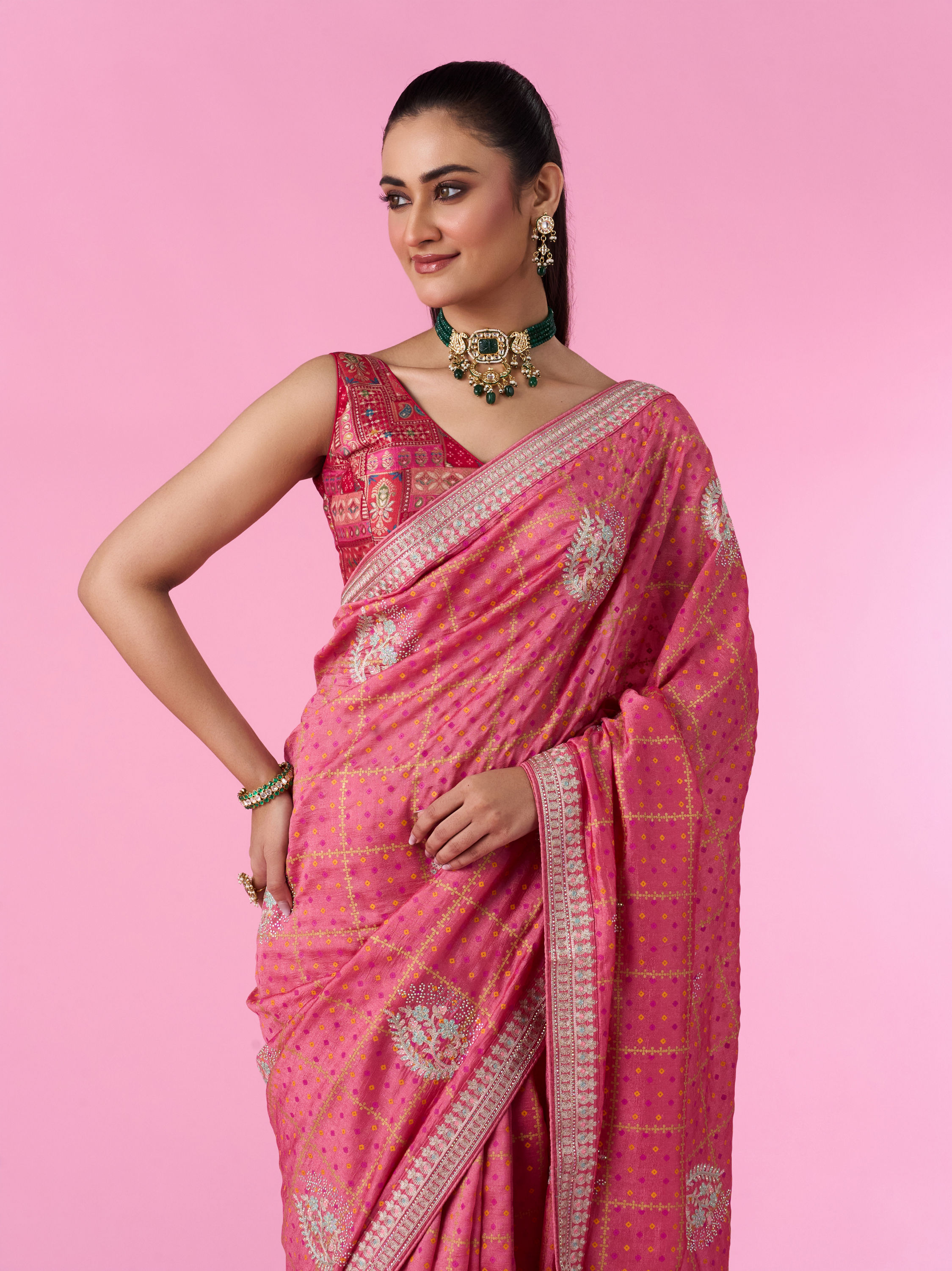 Mohey Women Enchanting Pink Radiance Saree