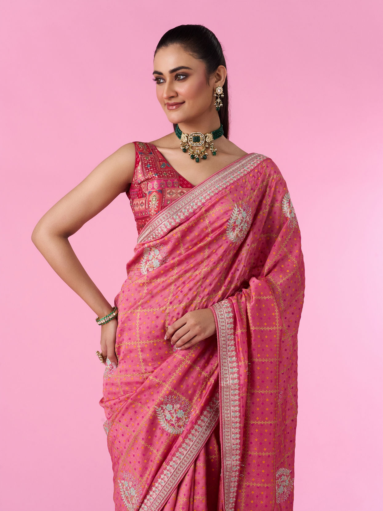 Mohey Women Enchanting Pink Radiance Saree
