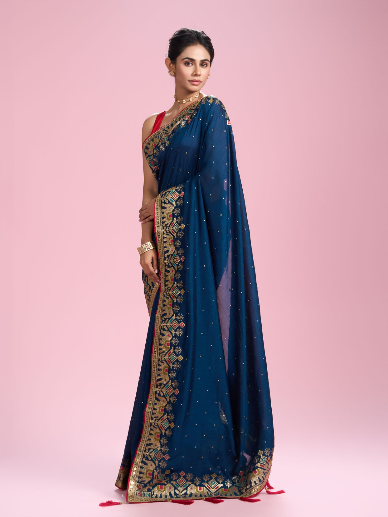Mohey Women Royal Blue Elegance Saree