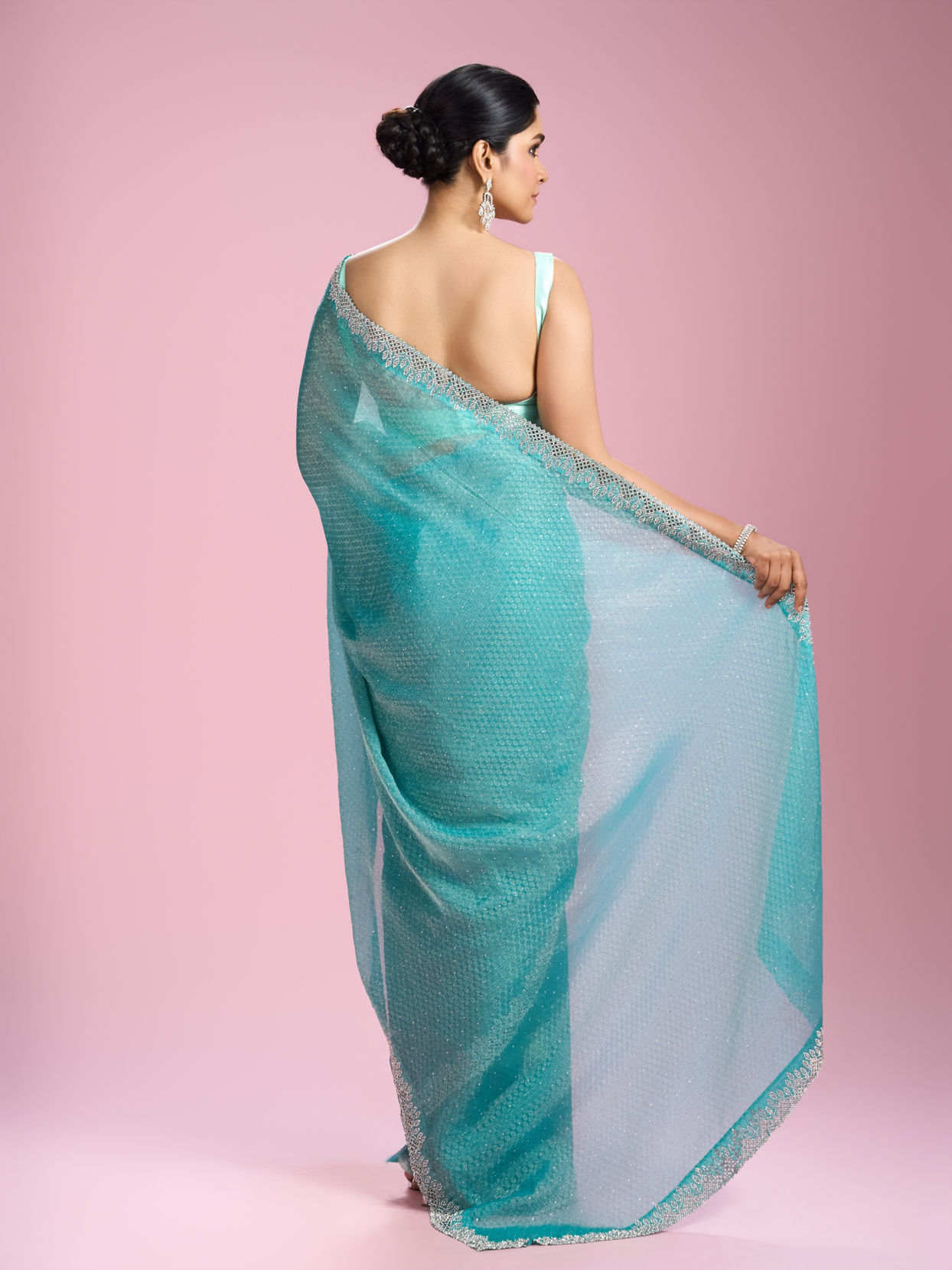 Mohey Women Elegant Sea Green Saree