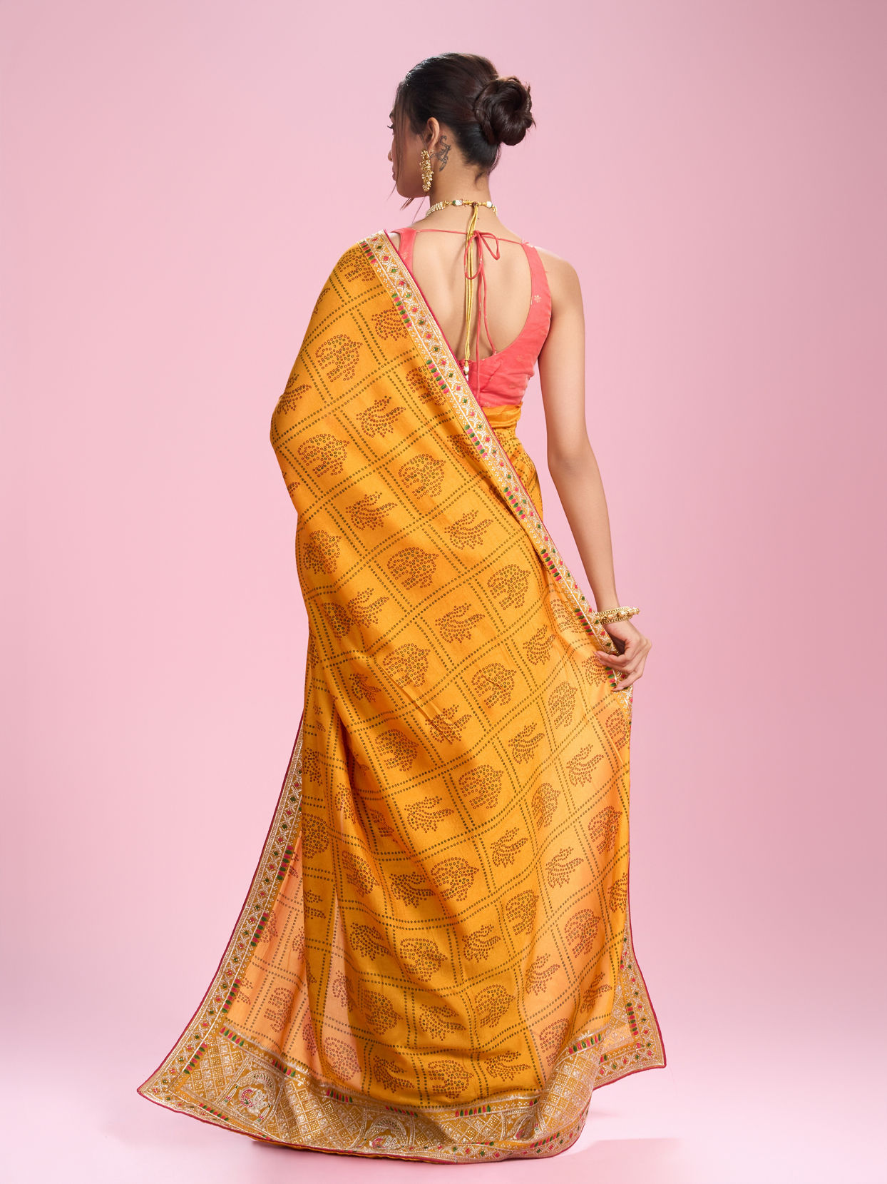 Mohey Women Sunshine Elegance Yellow Saree