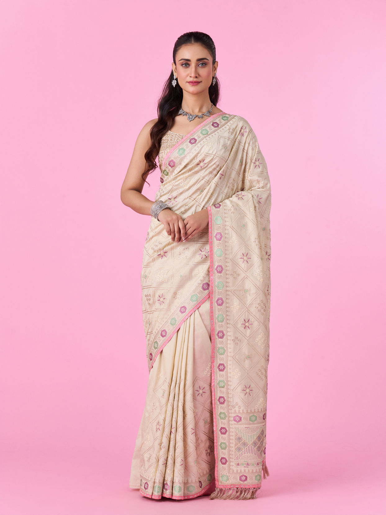 Mohey Women Elegant Cream Chinon Saree
