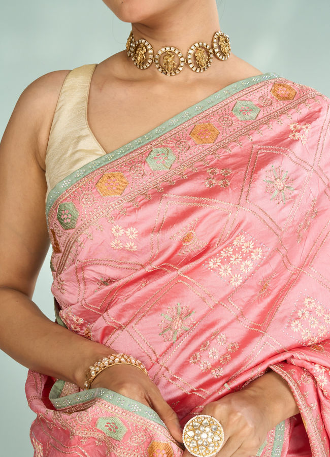 Mohey Women Beguiling Pink Elegance Saree