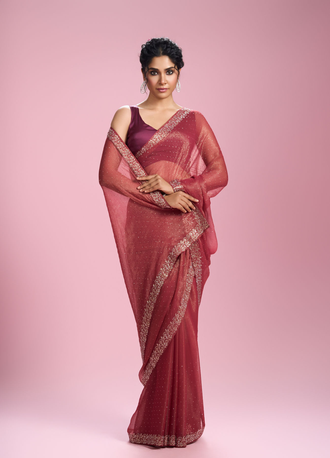 Mohey Women Purple Organza Elegance Saree