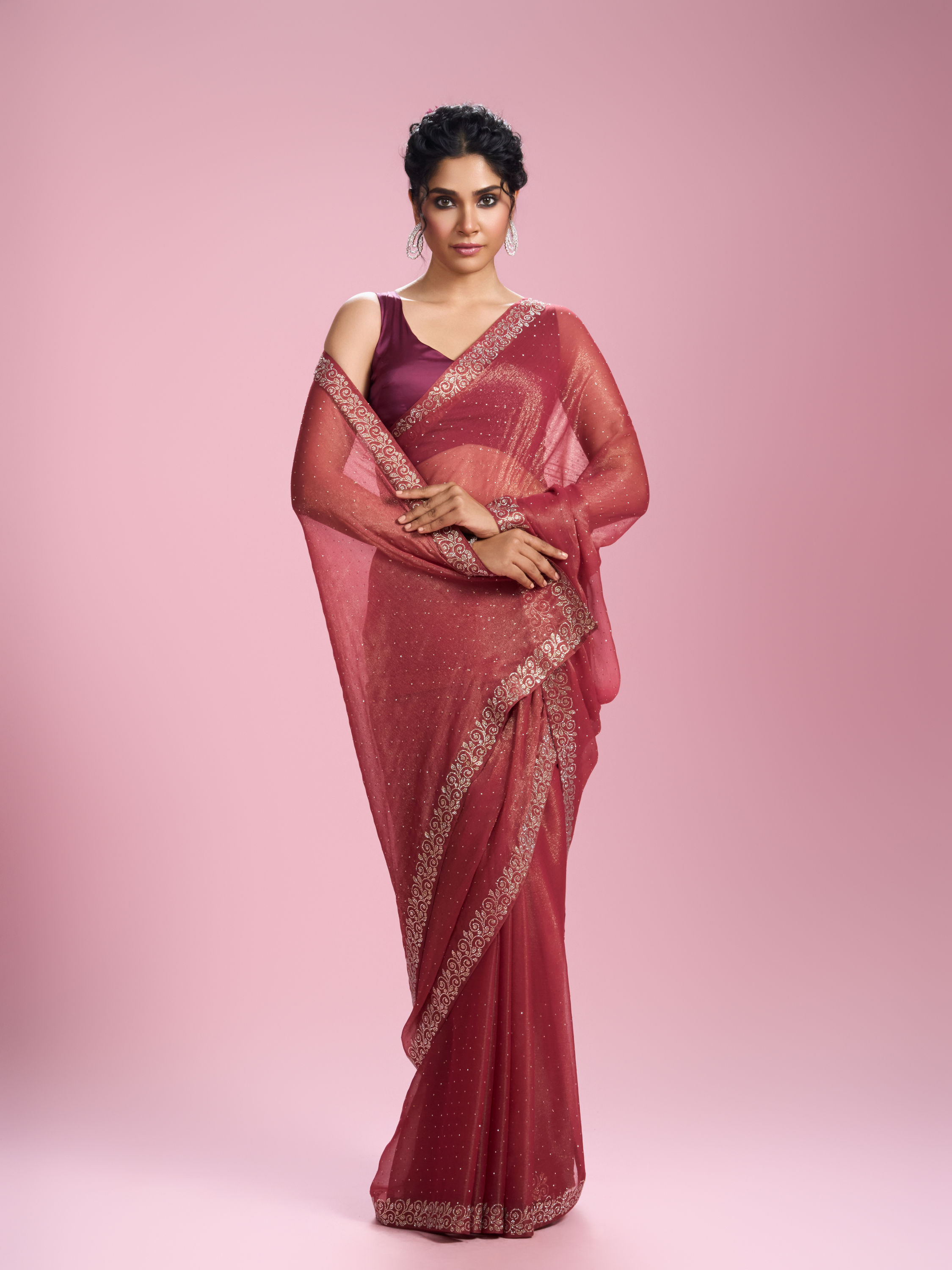 Mohey Women Purple Organza Elegance Saree