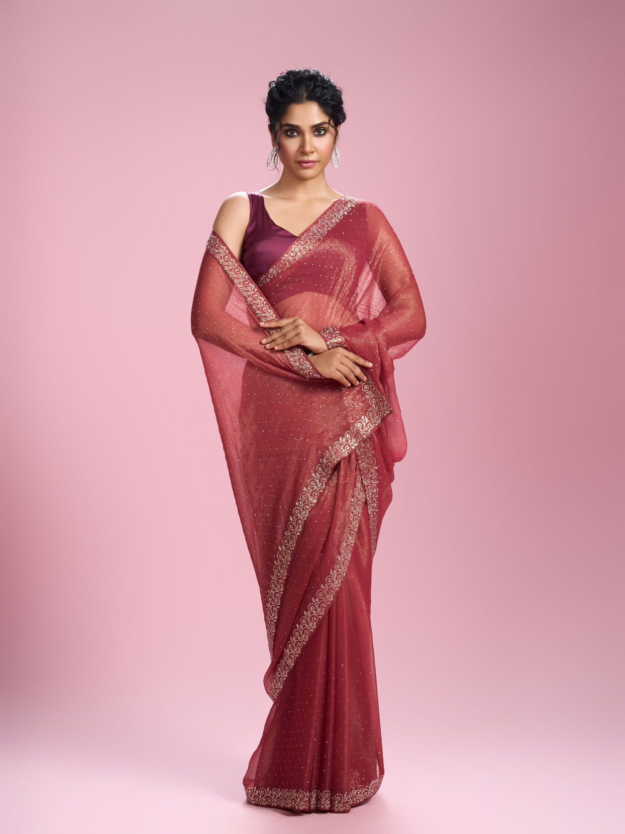 Mohey Women Purple Organza Elegance Saree