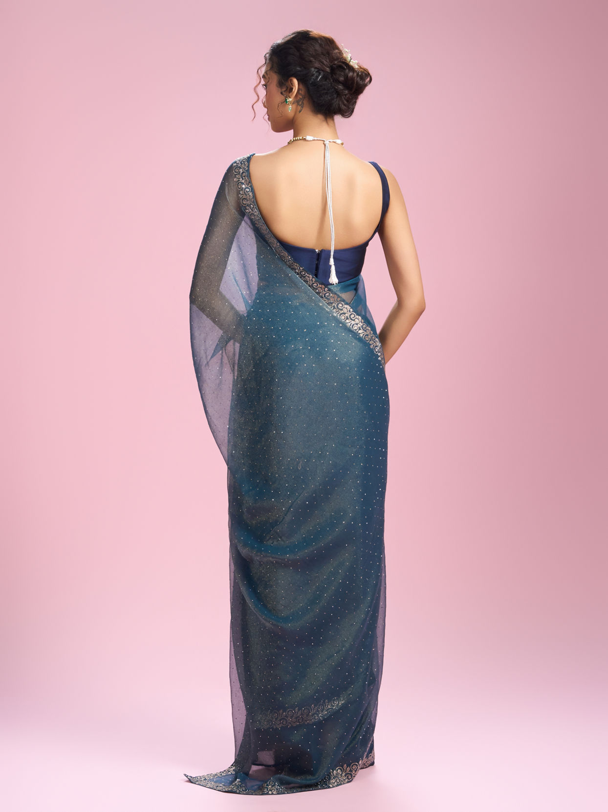Mohey Women Radiant Light Blue Organza Saree