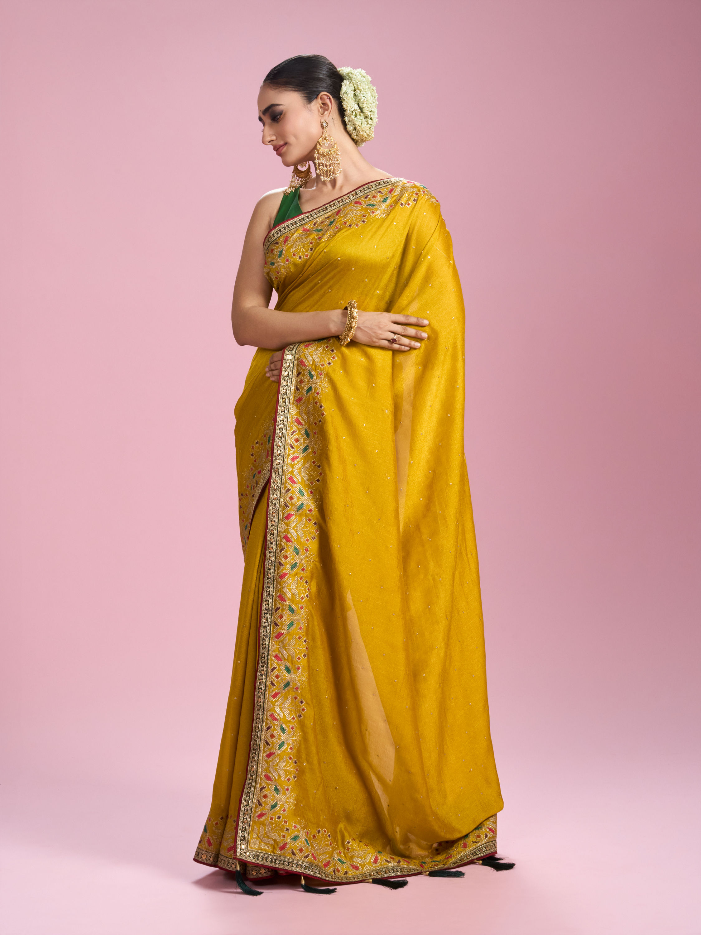 Mohey Women Emerald Elegance Art Silk Saree