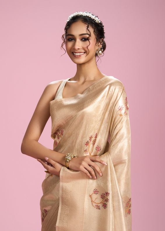 Mohey Women Cream Elegance Saree