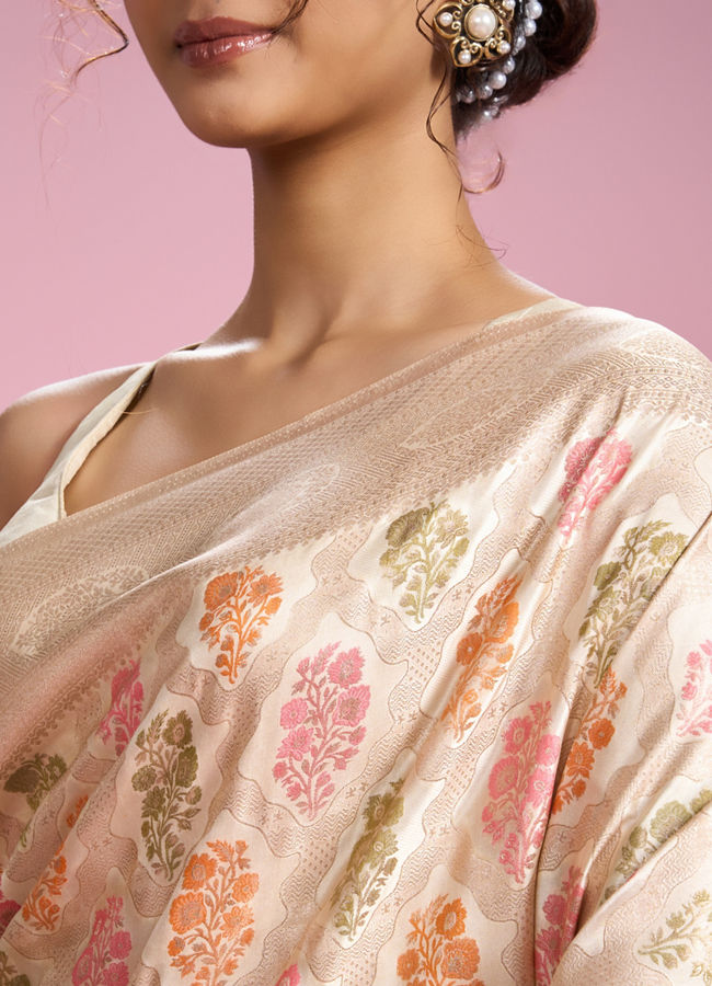 Mohey Women Elegant Cream Saree