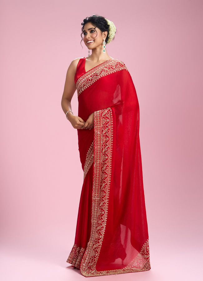 Mohey Women Enchanting Red Organza Saree