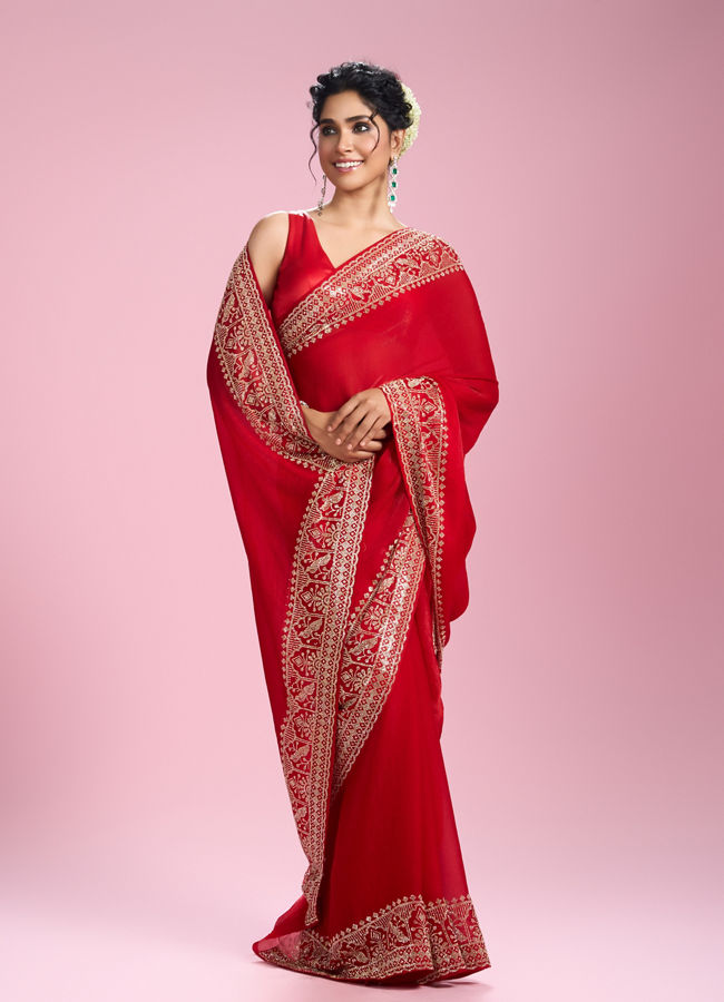Mohey Women Enchanting Red Organza Saree