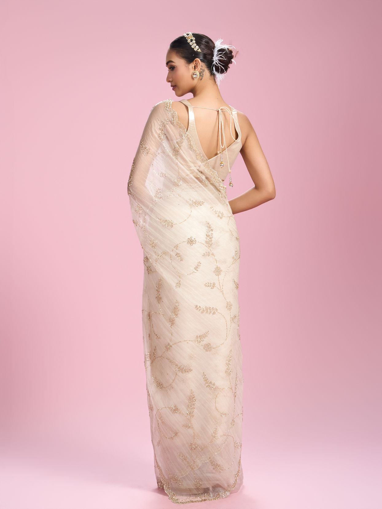 Mohey Women Ornate Cream Organza Saree