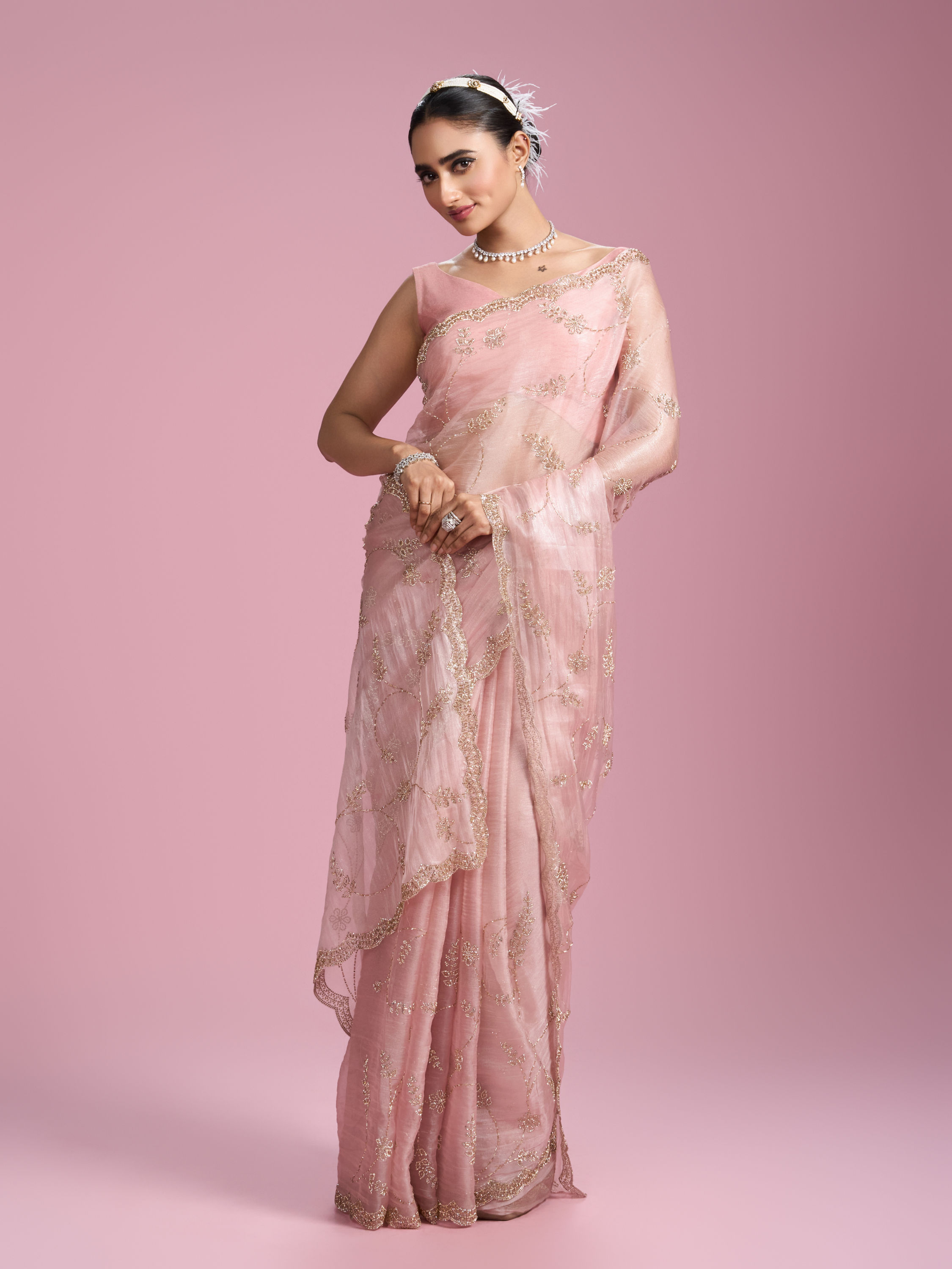 Mohey Women Elegant Pink Organza Saree