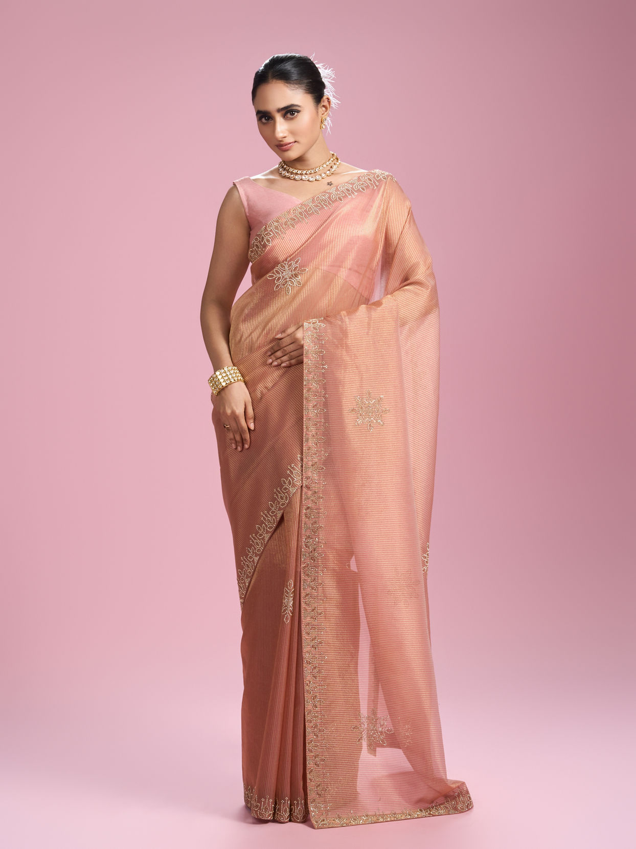 Mohey Women Gajree Pink Extravaganza Saree