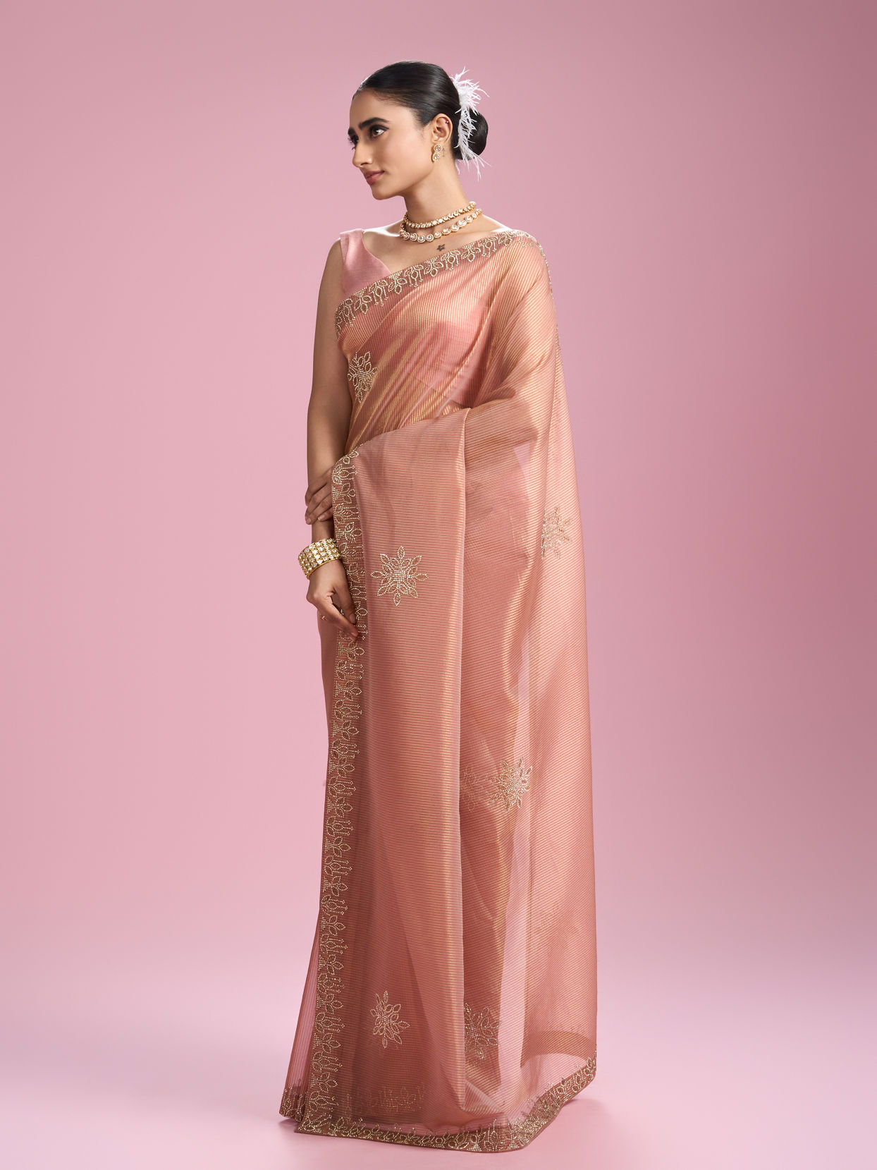 Mohey Women Gajree Pink Extravaganza Saree