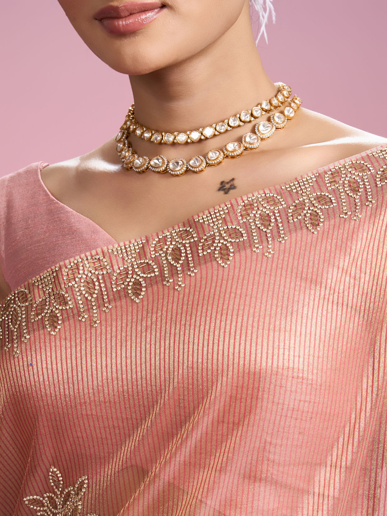 Mohey Women Gajree Pink Extravaganza Saree