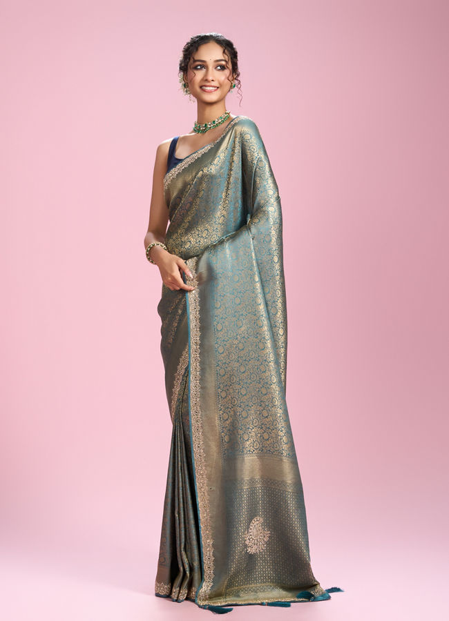 Mohey Women Elegant Light Blue Saree