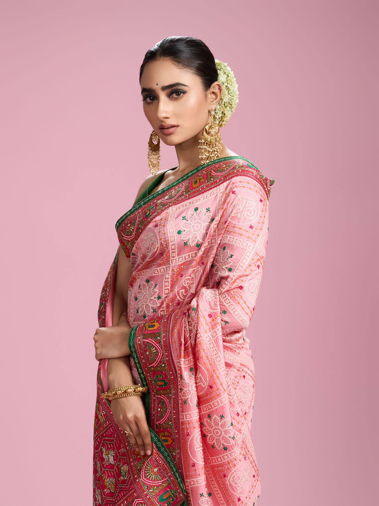 Mohey Women Vibrant Pink Charm Saree
