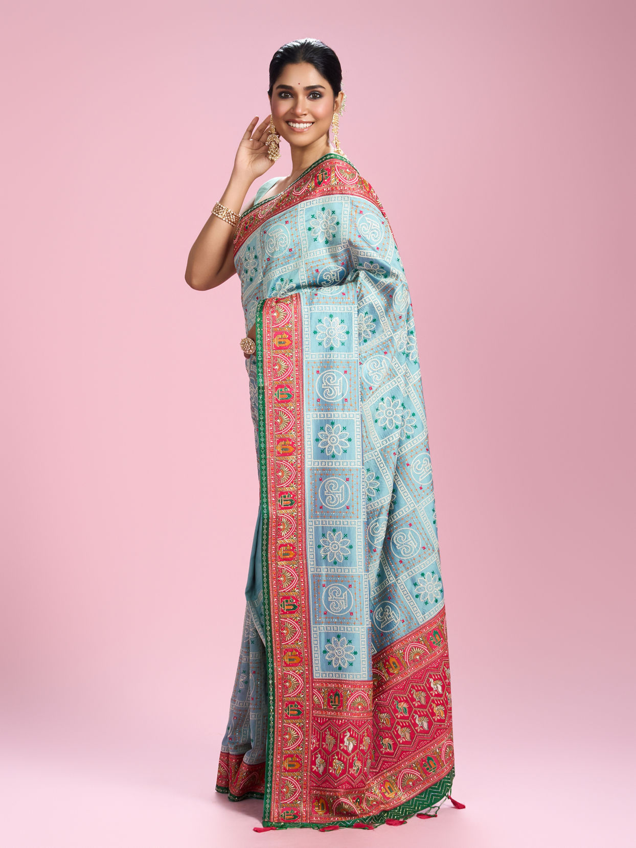 Mohey Women Sapphire Elegance Saree