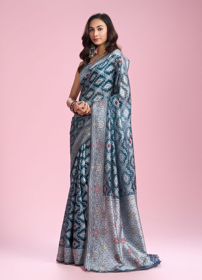 Mohey Women Emerald Expression Saree