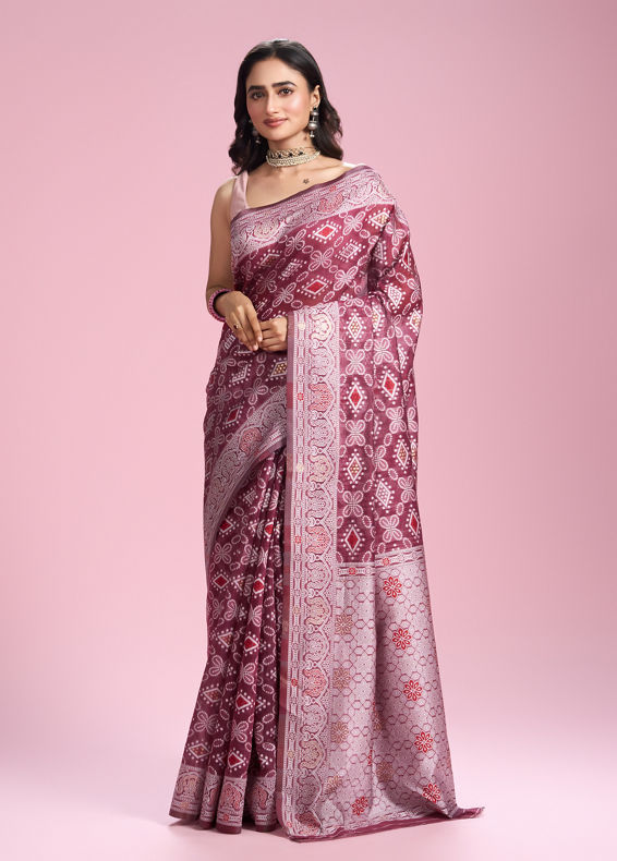 Mohey Women Coral Elegance Saree