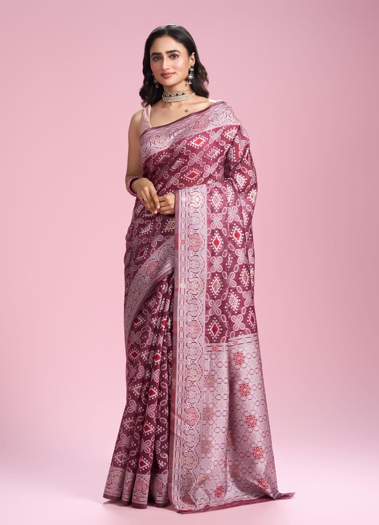 Mohey Women Coral Elegance Saree
