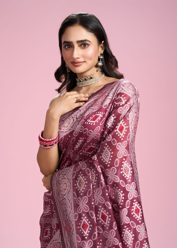 Mohey Women Coral Elegance Saree