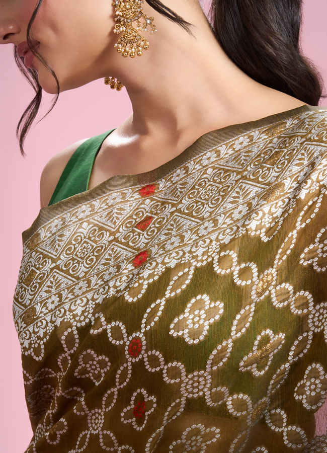 Mohey Women Emerald Elegance Saree