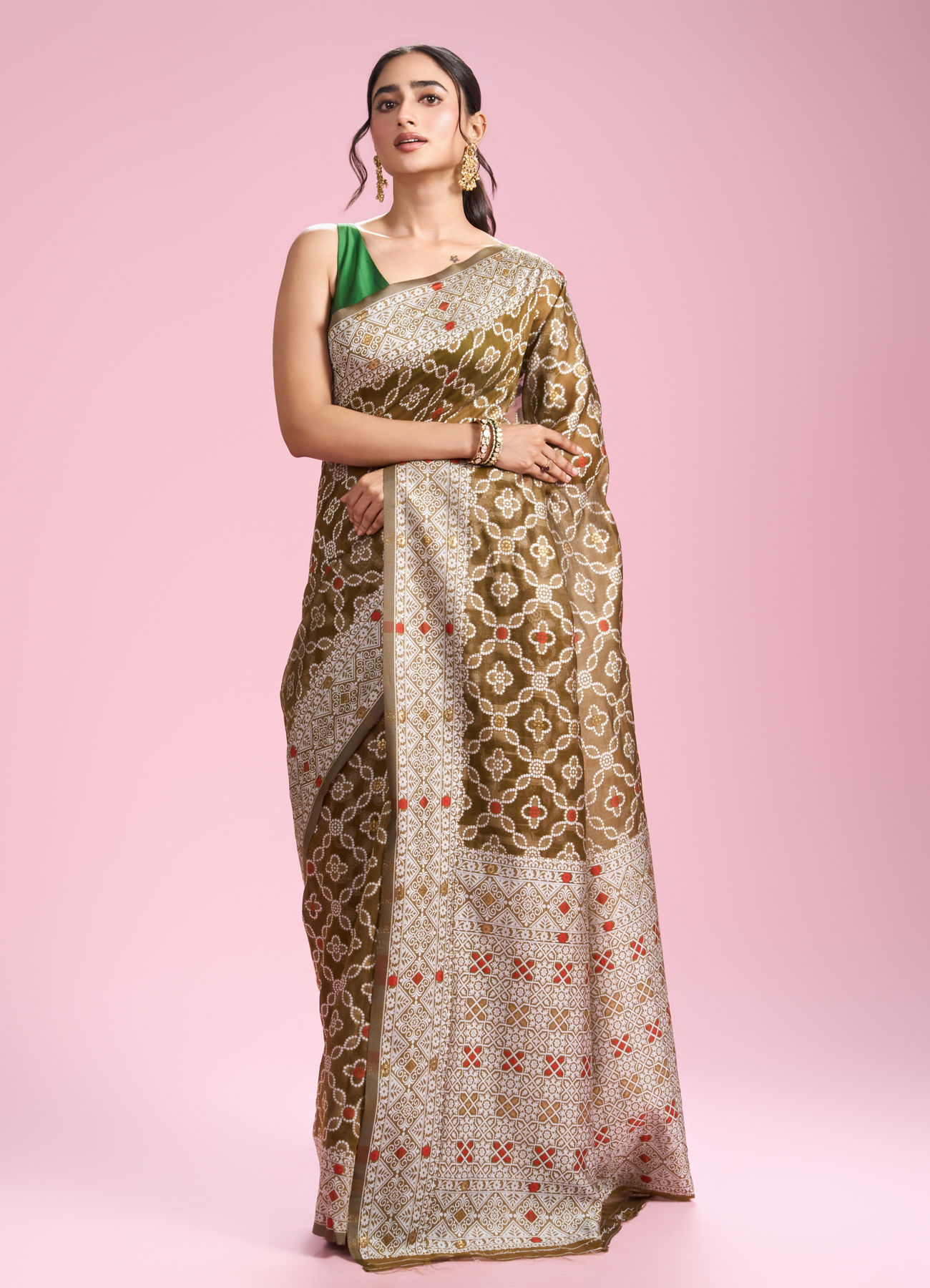 Mohey Women Emerald Elegance Saree