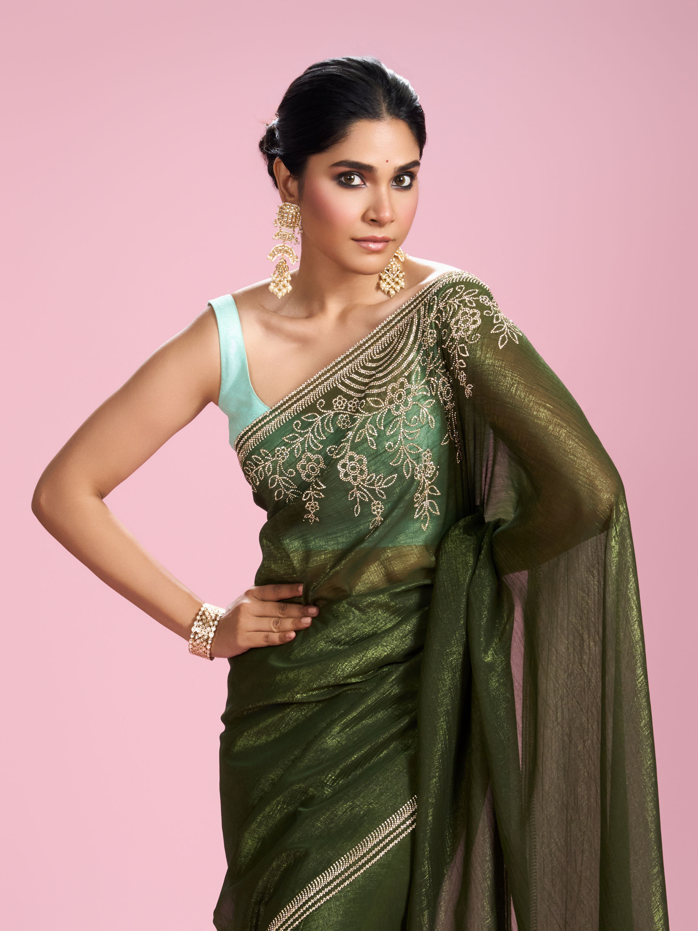 Mohey Women Emerald Elegance Saree